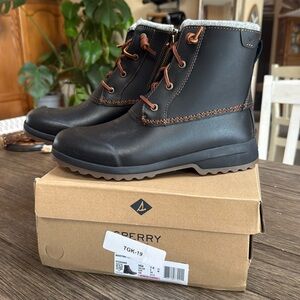 Sperry waterproof maritime repel black size 7.5 women’s
